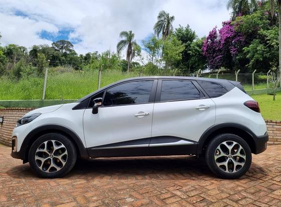 RENAULT CAPTUR 1.6 16V SCE FLEX INTENSE X-TRONIC